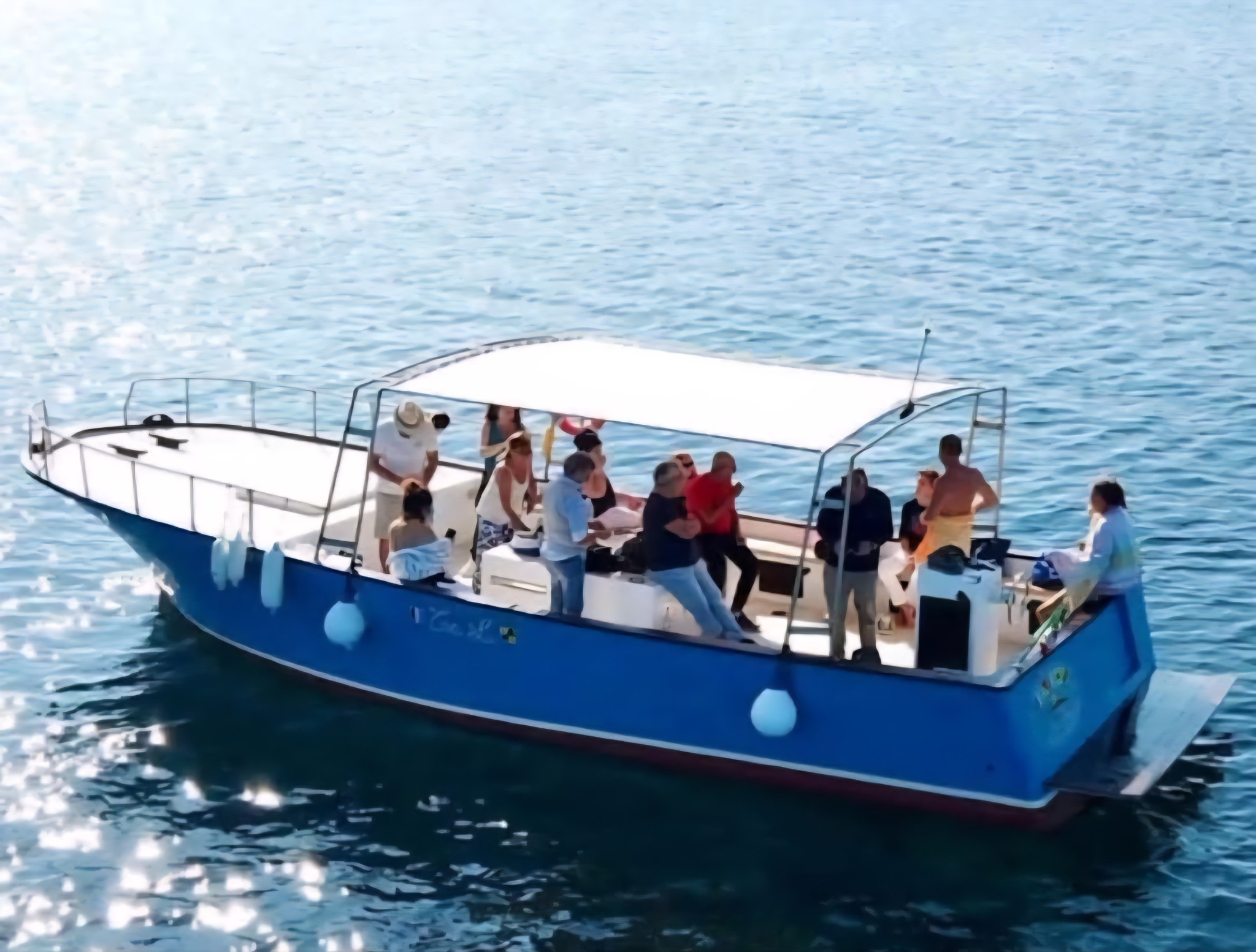 Toti L Boat Tour - Vista della barca